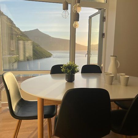 Unique Sea & Landscape View And Spacious Apartment Klaksvík Extérieur photo